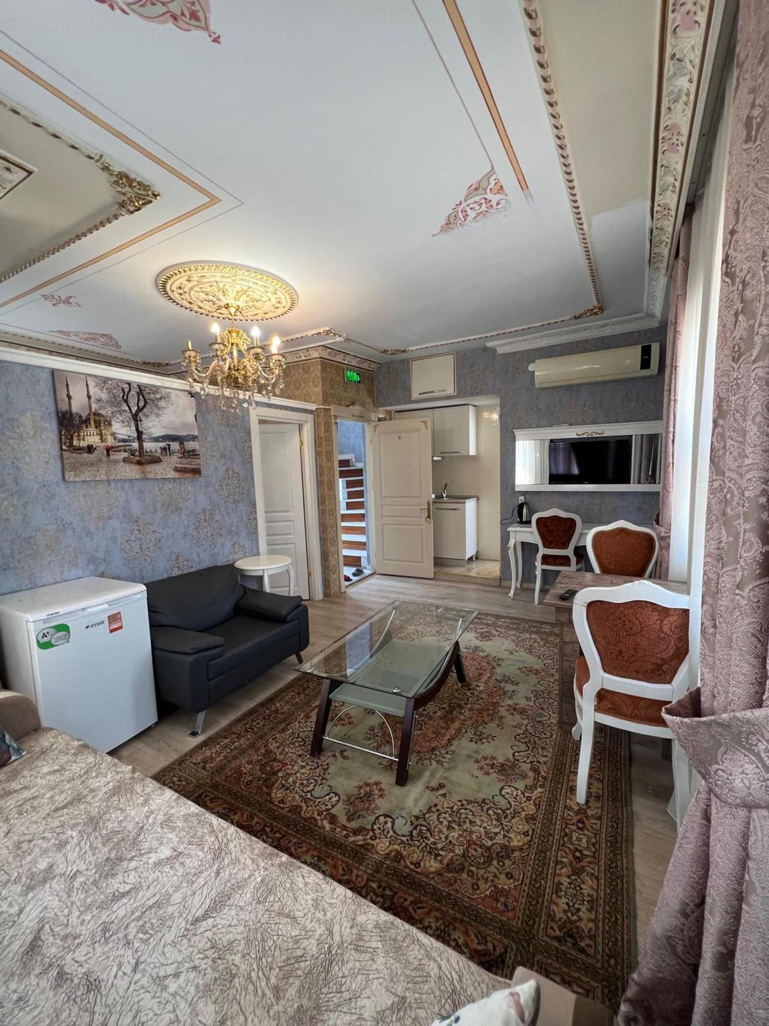 Mihri Hatun Suit Otel Provincia di Provincia di Istanbul Esterno foto